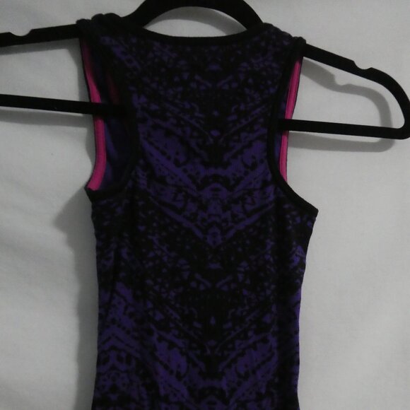 MILEY CYRUS & MAX AZRIA | small | Purple and Black Ribbed Tank Top - Picture 13 of 16
